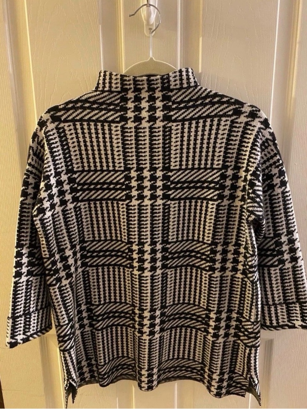 Max Studio Black and White Plaid Knit Blazer